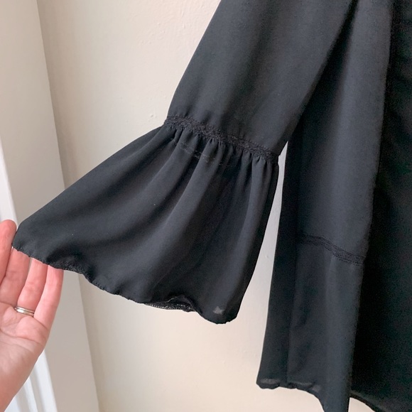 Who What Wear Sheer Black Bell Sleeve Blouse - Picture 3 of 8